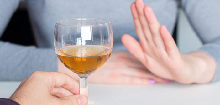 Алкоголь убивает в два раза больше женщин, чем мужчин - исследование